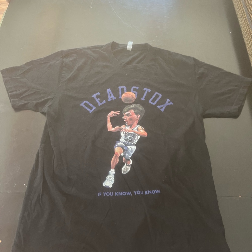 Graphic T-shirt white chocolate.